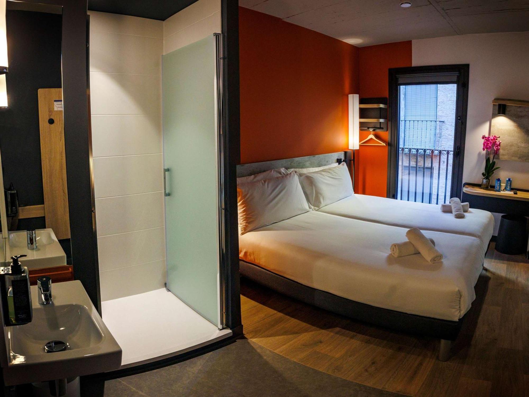 Ibis Budget Logrono Centro Exterior foto