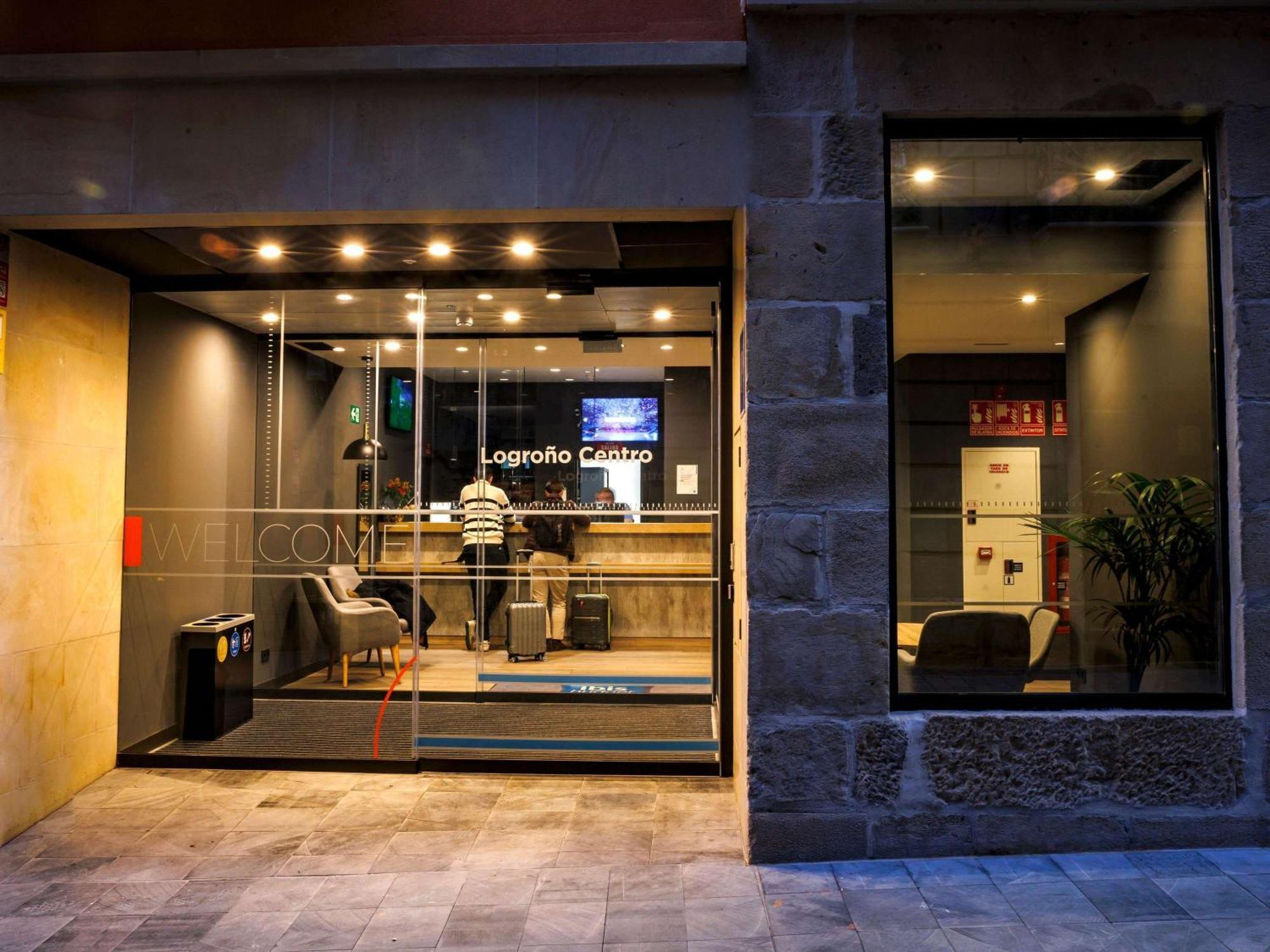 Ibis Budget Logrono Centro Exterior foto